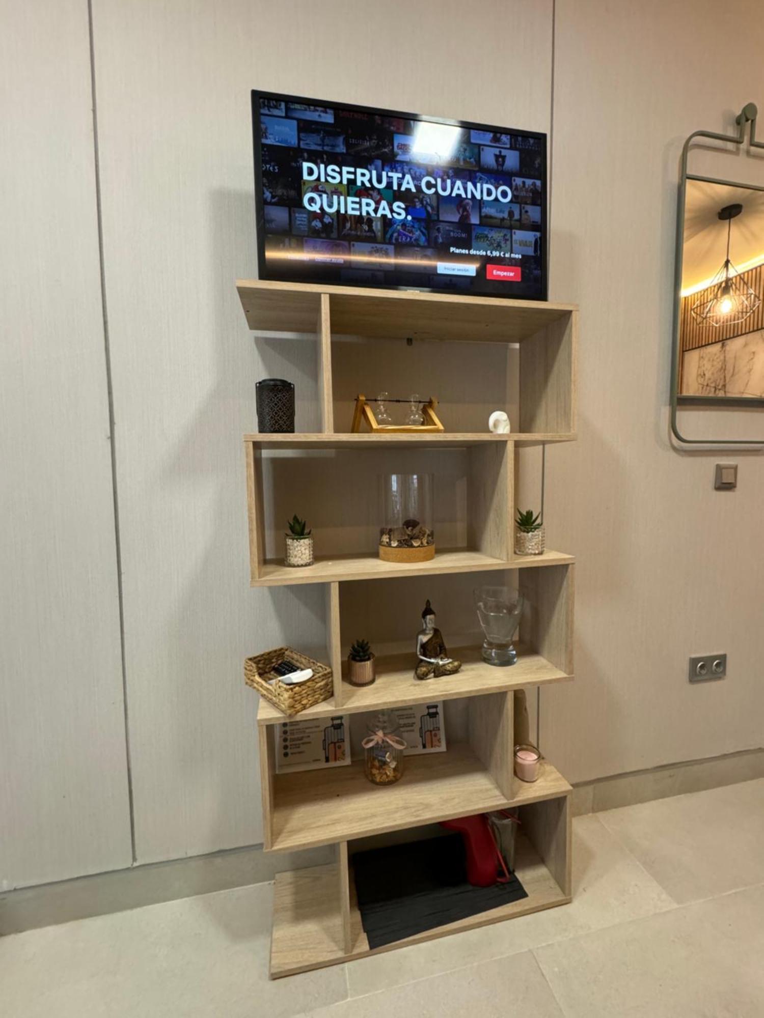 Apartamento Vistalegre! Pequeno Y Fantastico Loft Cerca Del Metro Madrid Exterior foto